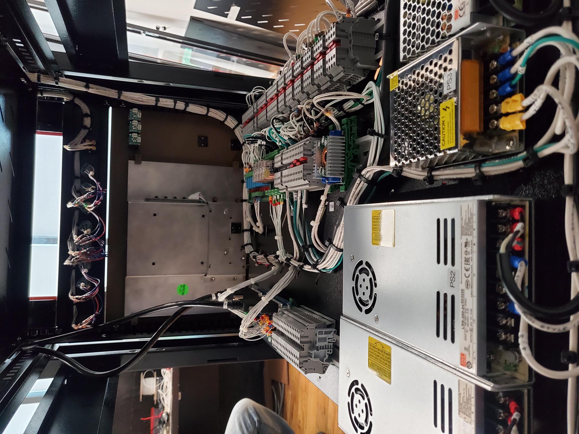 Internal wiring and electronics of ACARS engineering rig
